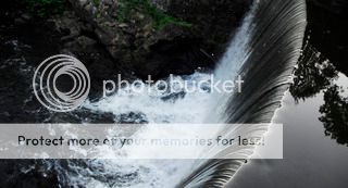 IMAGE: http://i751.photobucket.com/albums/xx153/Noah212/Waterfall.jpg